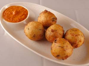 Medhu Bonda [4 Nos]