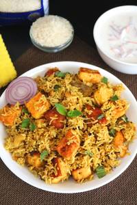 Veg Hyderabadi Dum Biryani