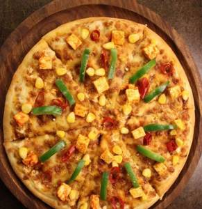Panner And Corn Pizza