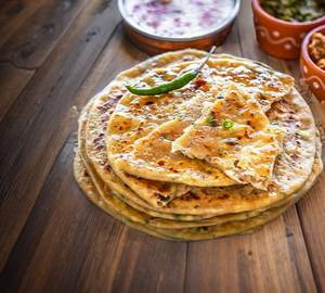 Paneer parath 1 pcs