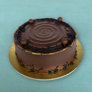 Chocolate Truffle Cake (500g)