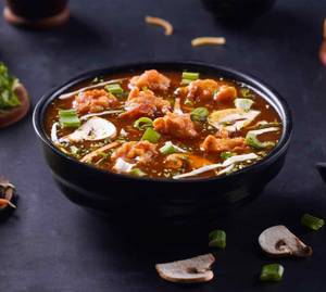 Chicken   hot & sour soup