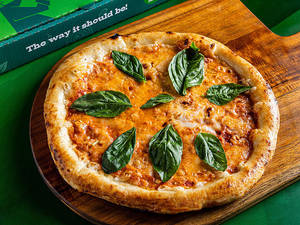 Vegan Margherita Pizza