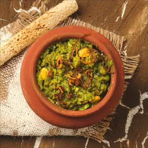 Lehsuni Corn Palak Khichdi