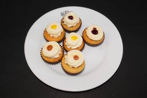 Assorted Filled Vanilla Cup Cake Small (pack Of 6)
