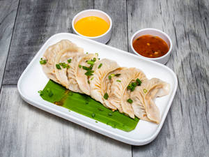 Chicken cheese momo