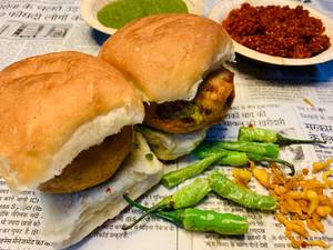 Mumbaiya Vada Pav