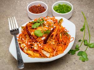 Veg Singapuri Chowmein