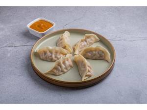 Steamed Chilli Cheese & Veg Momos
