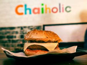 Chaiholic Spl. Burger