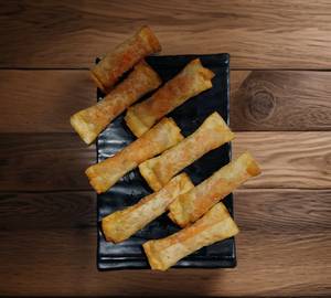 Chicken Dragon Rolls with garlic sauce