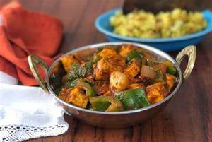 Kadhai Paneer(8 Pcs)