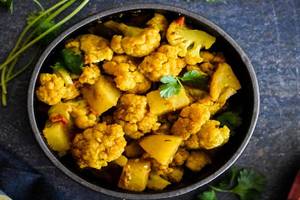 3 Pcs Butter Paratha + Aloo Gobi + Lahsun Chutney + Salad