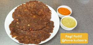 Healthy Ragi Rotti / Nachni Roti (2)