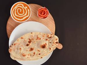 Butter Paneer Masala With Kulcha