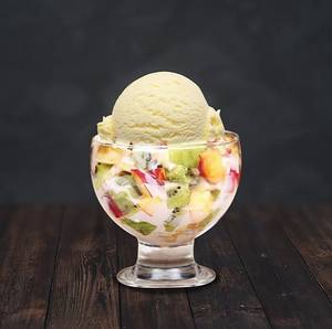 Fruit Salad With Ice Cream