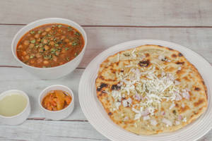 Chole Paneer Kulcha