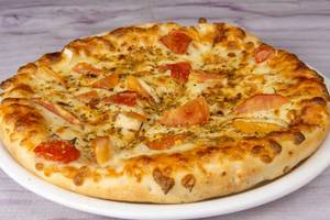Neapolitan Pizza Tomato Topping With Mozzerella Cheese [R]