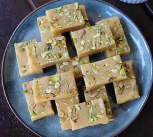 Mix dry fruit barfi