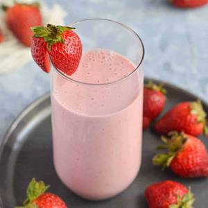 Strawberry Lassi 