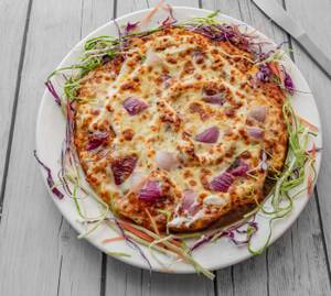 Onion Pizza+Cold Drink Free 300Ml