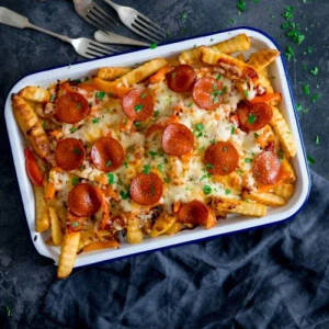 Cheesy pizza fries                                                               