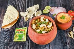 Kaju Lasaniya Khichdi