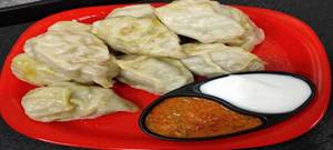 Chicken Cheese Steamed Momos