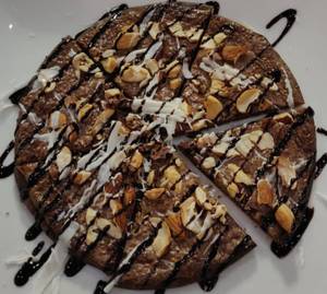 Peanut Butter Cup Chocizza
