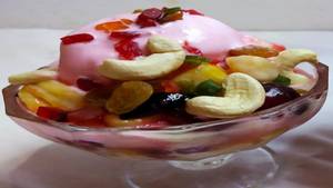Fruit Salad With Choice Of Ice Cream