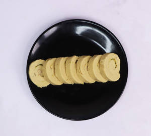 Kaju Roll