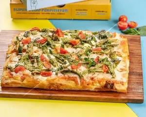 Pesto Chicken Pizza