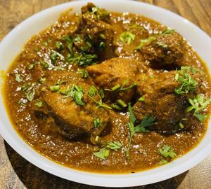 Chicken Sukka Sagoti (Thick Gravy)