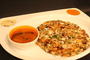 Paneer Onion Uttapam
