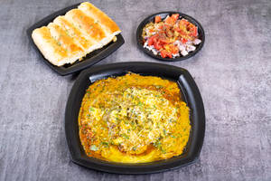 Australian Fry (4 Egg) + 6 Butter Pav