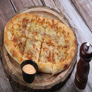 Cheesy Garlic Flat Bread (maida)