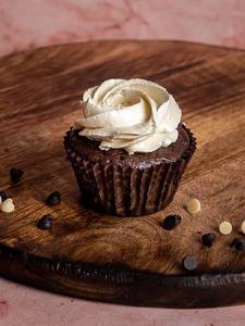 Choco Vanilla Cupcake