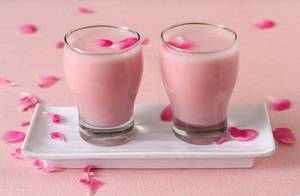 Rose milkshake