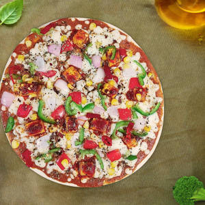 Small Spicy Paneer Pizza
