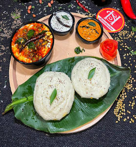 Idli Dahi Tadka