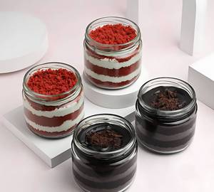 Red Velvet N Choco Jar Cakes Set 4 Items