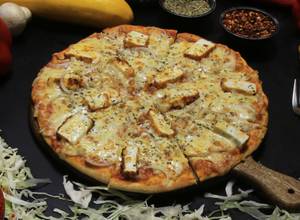 Paneer Onion Pizza