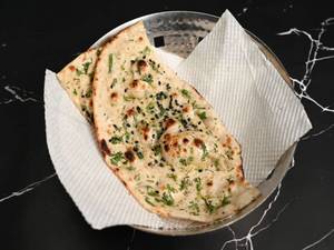 Butter Garlic Naan