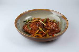 Chili Garlic Basa Fish With Bell Pepper And Onion