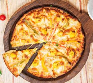 Onion & Paneer Pizza