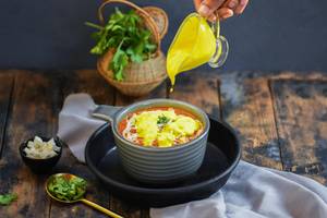 Paneer Afghani (Red + Yellow)