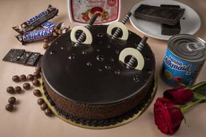 Sinfull Chocolate Cake [1 Pound]