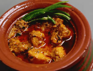 Chicken Champaran Handi (760 Gm With Gravy)