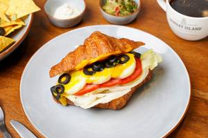 Croissant Sandwich