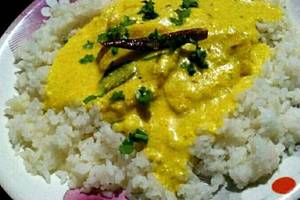 Kadhi Pakora with Rice